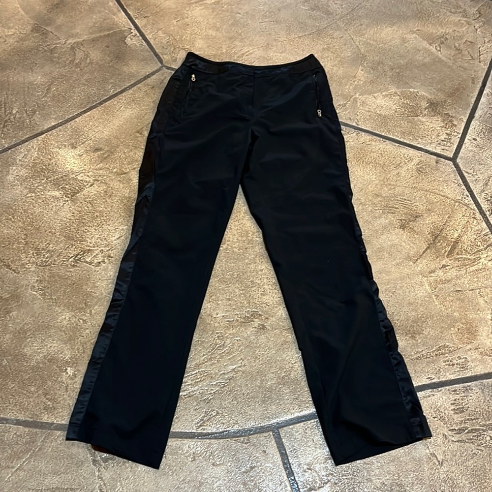 Tail lightweight pant. Size 4